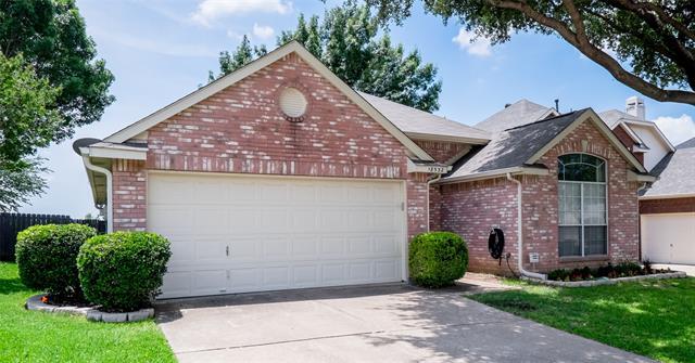 Building Photo - 18532 Shadow Ridge Dr