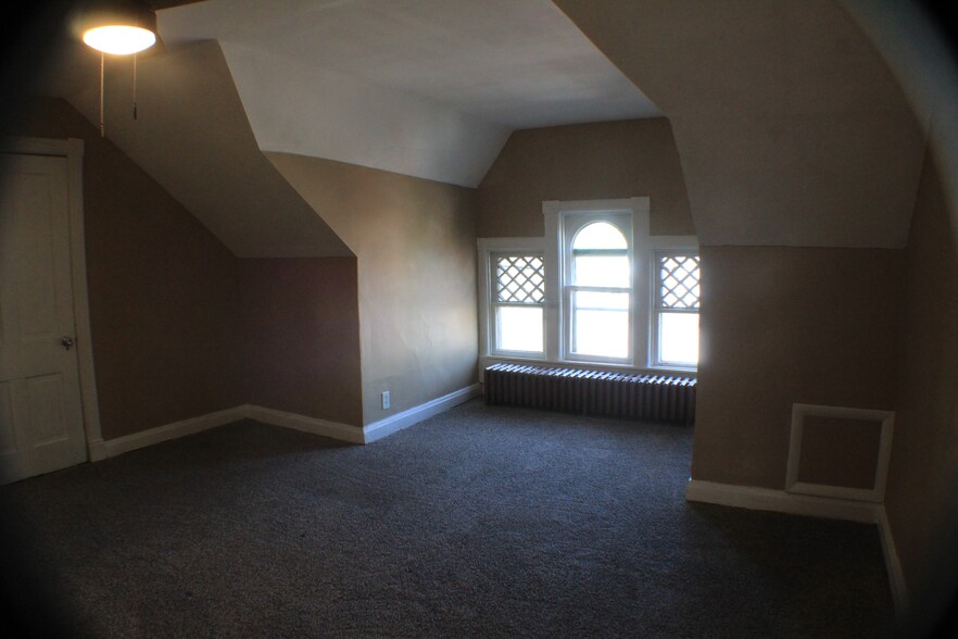 Bedroom 1 - 266 S Prospect St