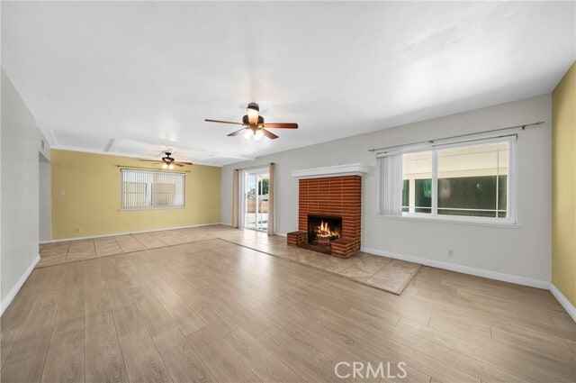 Building Photo - 386 W 16th St