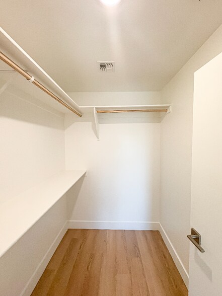 Building Photo - 3301 N 18th St