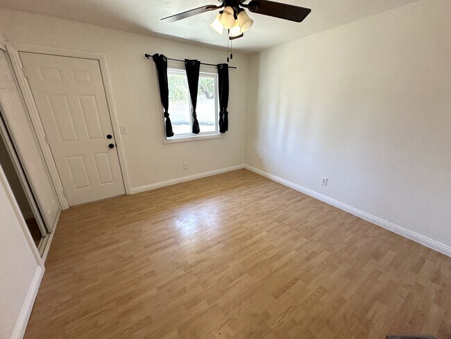 Building Photo - 27289 San Jacinto St