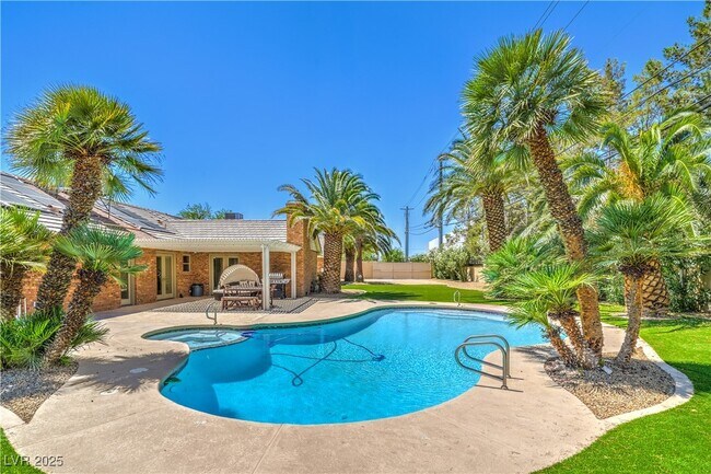 Building Photo - 3480 W Mesa Verde Ln