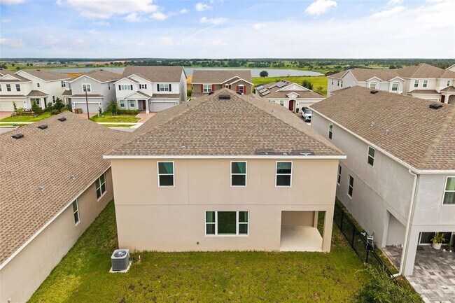 Building Photo - 14452 Crestavista Ave