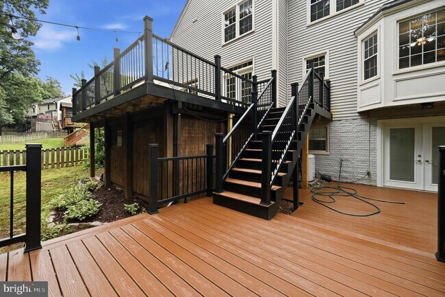 Building Photo - 10212 Winged Elm Cir