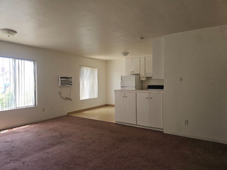 Building Photo - 1025 N Madison St