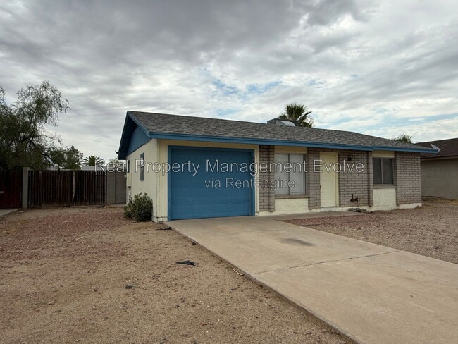Building Photo - 9248 W Mescal St