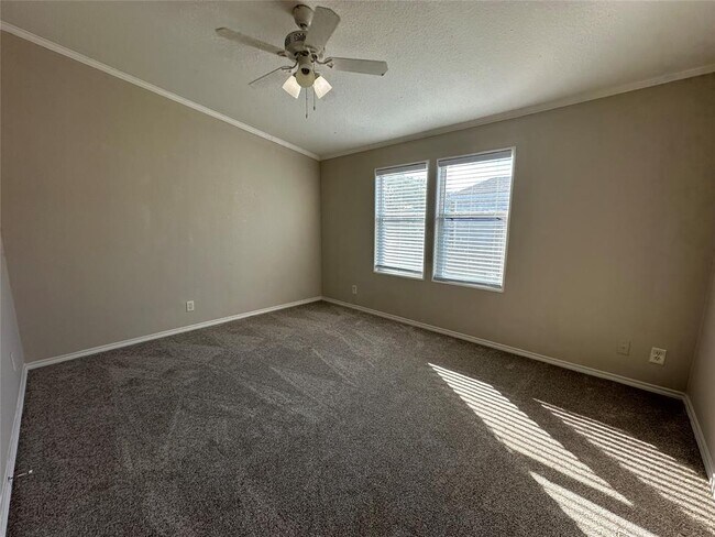 Building Photo - 104 Ramirez St