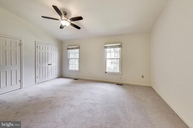 Building Photo - 10726 Pine Haven Terrace
