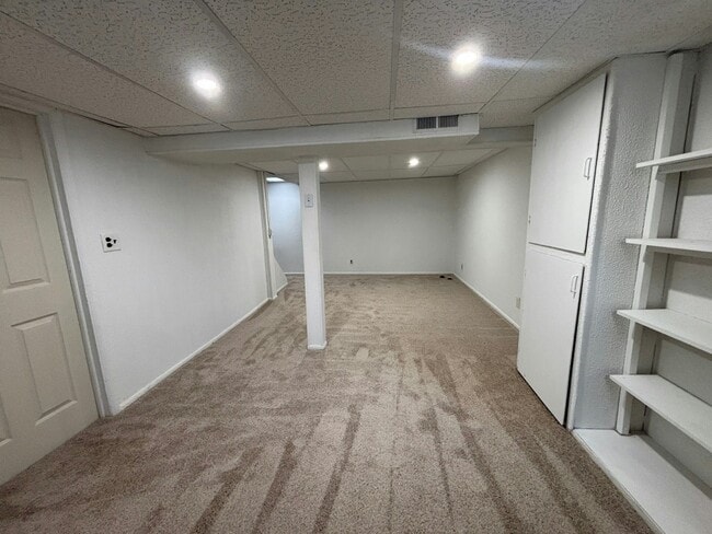 Building Photo - 23756 Brittany Ave