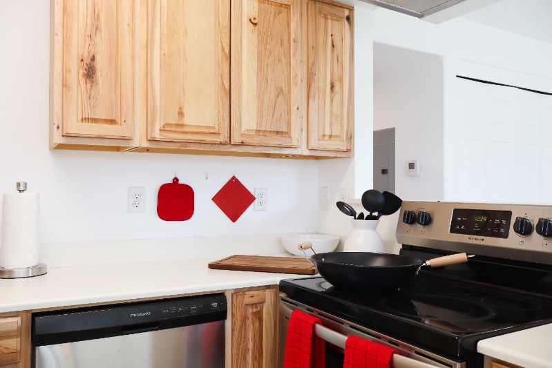 Building Photo - 10 Gentry Wy