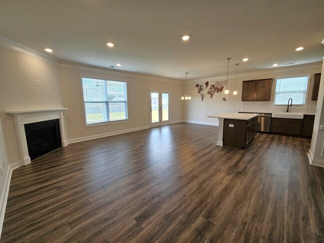 Building Photo - 5451 Cherwell Ave