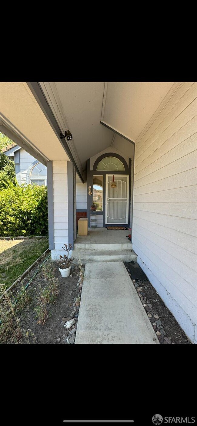 Building Photo - 4009 Pillsbury Ct