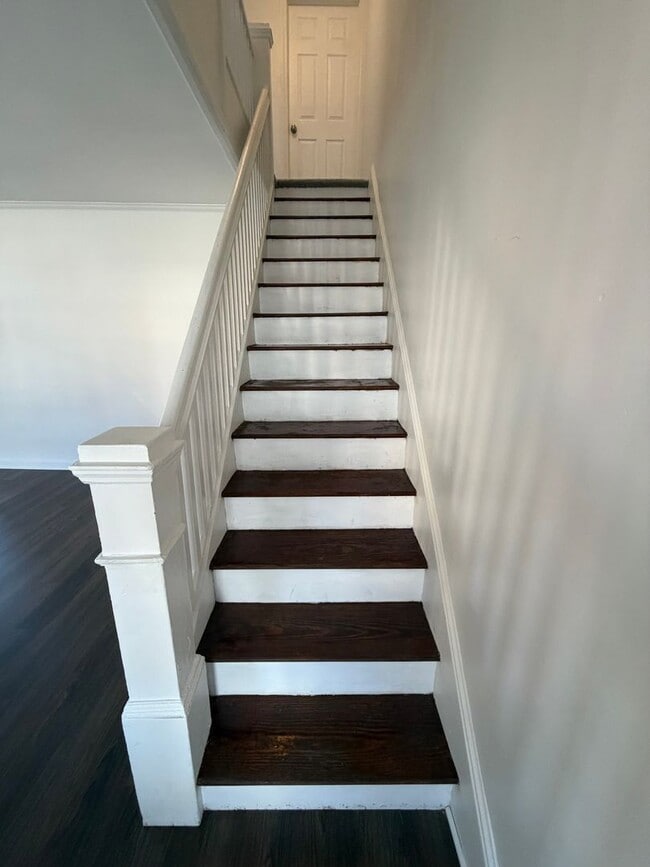 Building Photo - 17 N 24th St