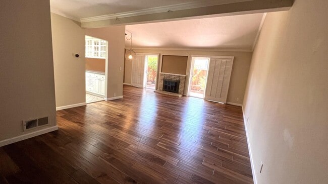 Building Photo - 10843 Northfield Square