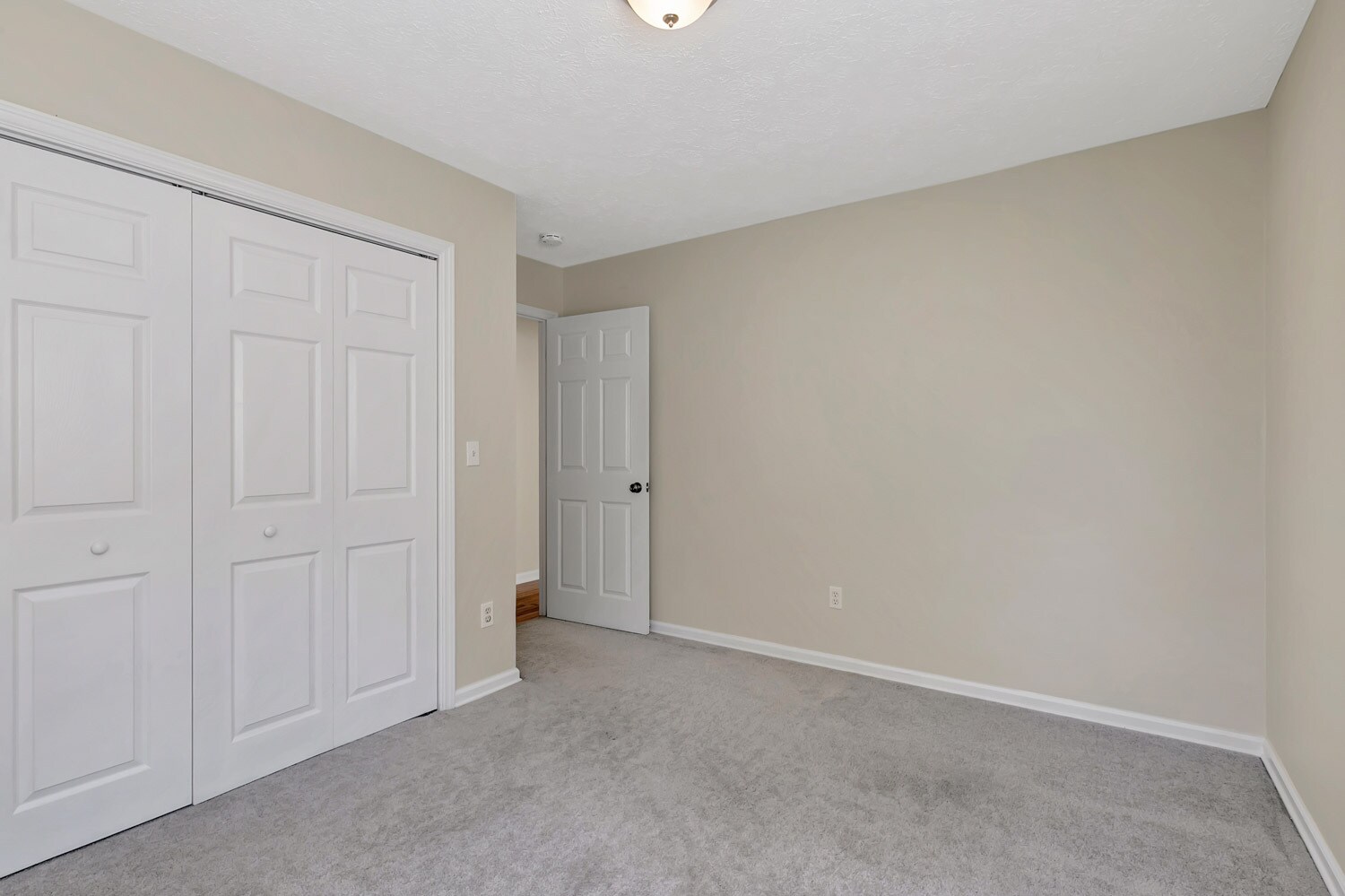 Building Photo - 1549 Cora Dr