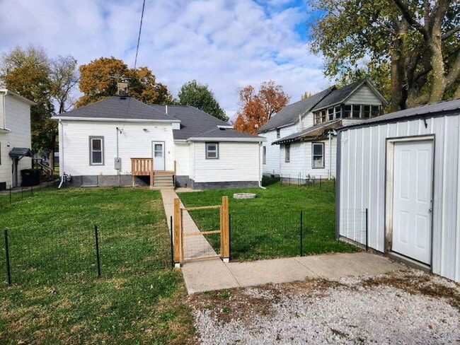 Building Photo - 1621 Willis Ave