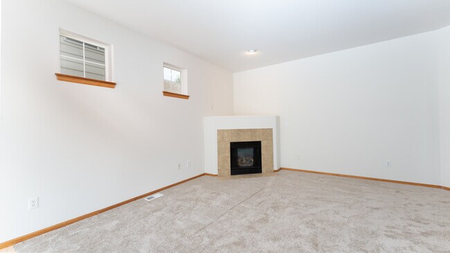Building Photo - 9448 S 196 Pl