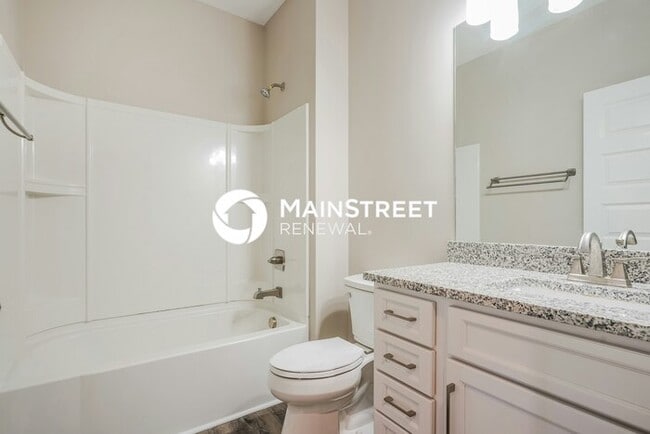 Building Photo - 3 Bedroom Pet-Friendly Home in Lebanon, TN with Main Street Renewal