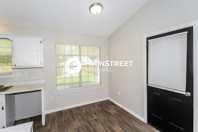 Building Photo - 3 Bedroom Pet-Friendly Home in Millington, TN with Main Street Renewal