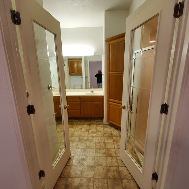 Building Photo - 121 Mesa Del Sol