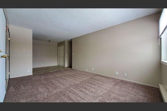Building Photo - 82 E Hayden Ave