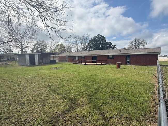 Building Photo - 141 Slade St