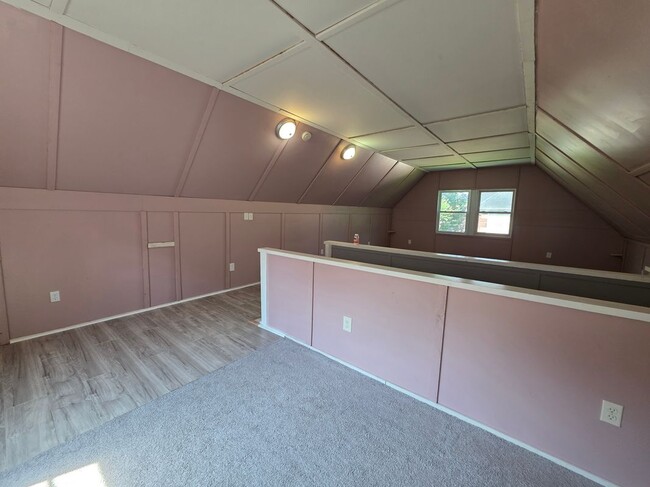 Building Photo - 7390 Vista Pointe Trail