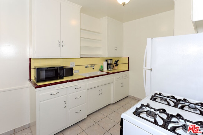 Building Photo - 3559 Sawtelle Blvd