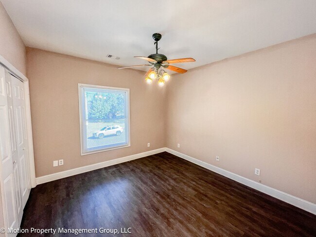 Building Photo - 6918 Northside Dr