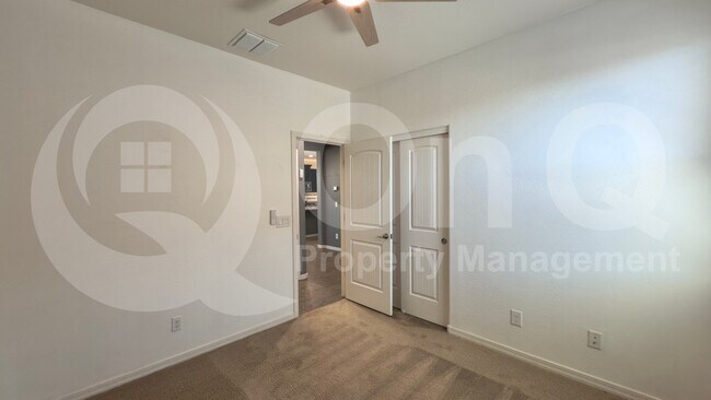 Building Photo - 41601 W Elm Dr
