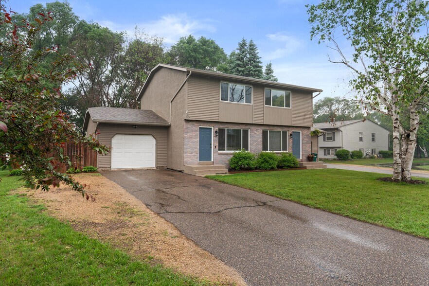 Building Photo - 751 Sandhill Point Rd