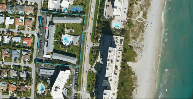 Building Photo - 2730 Banyan Rd