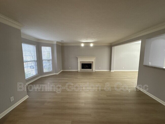 Building Photo - 2757 Welshcrest Dr