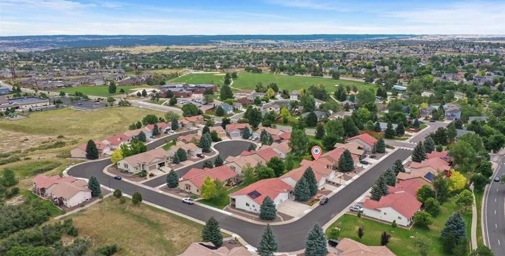 Neighborhood view - 152 Las Lunas St