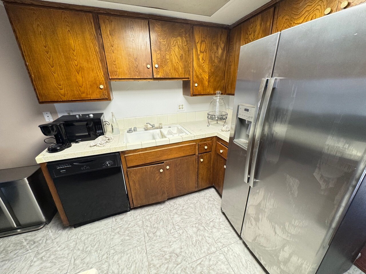 Building Photo - 1820 Speyer Ln