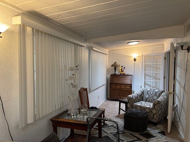 Building Photo - Lovely Home in 45+ Active Adult Community of Leisure World.  Available May through December 2026,...