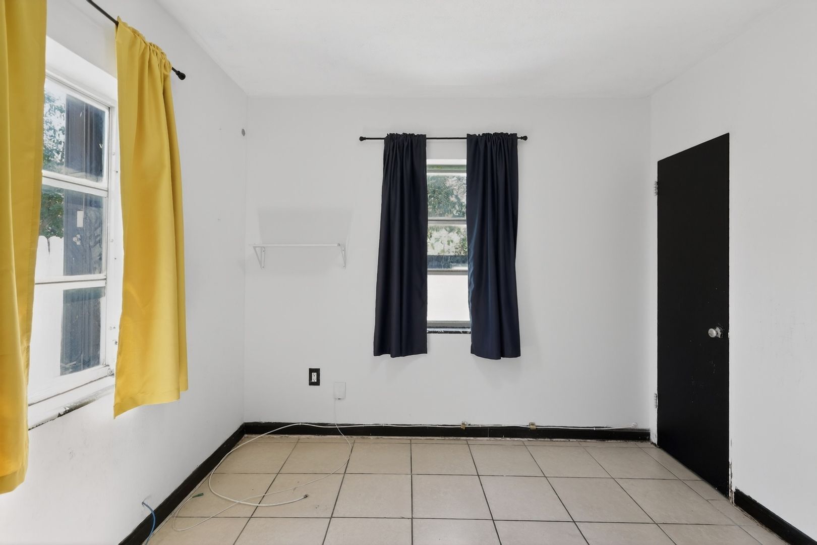 Building Photo - 76 NE 170th St