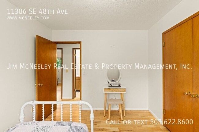 Building Photo - 11386 SE 48th Av