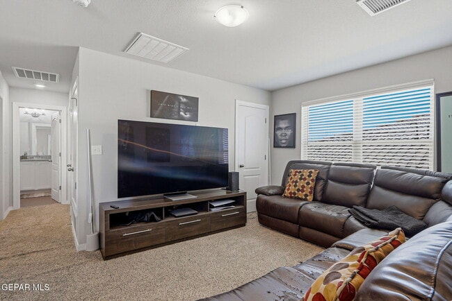 Building Photo - 13852 Paseo De La Luna Ave