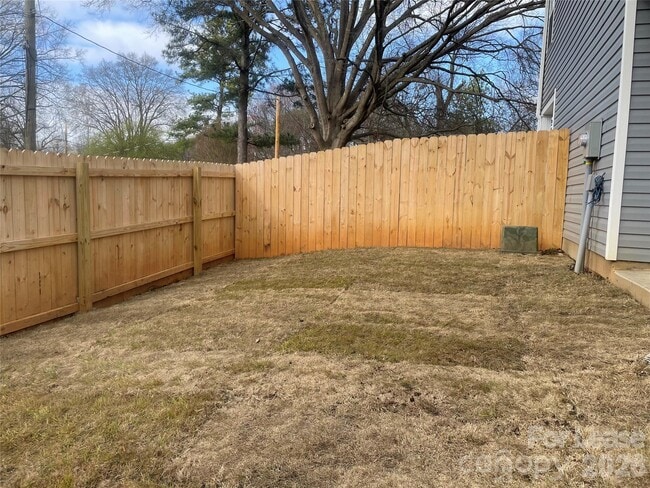 Building Photo - 19505 Meridian St