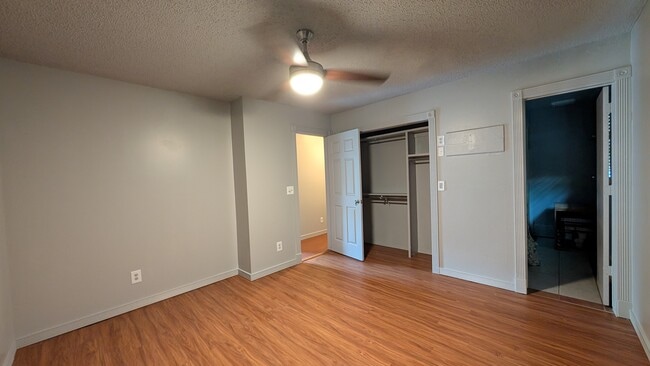 Building Photo - 3065 N Quail Creek Dr