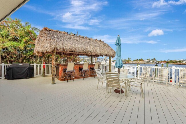Building Photo - 95 Pelican Pointe Dr