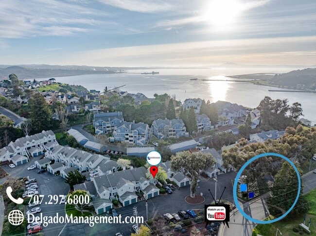 Building Photo - Newly renovated 3 bedroom, 2 bath condo