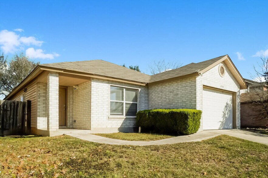 Building Photo - 6942 Saharastone Dr