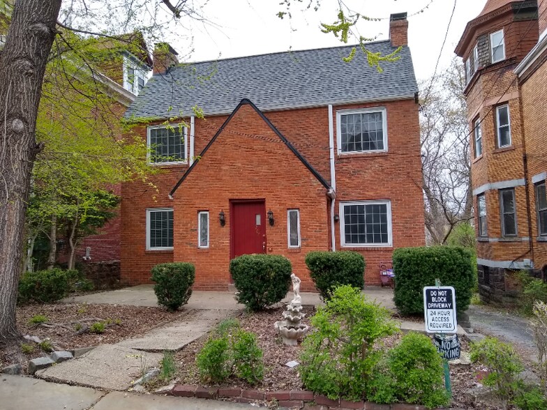 Primary Photo - 187 Morewood Ave