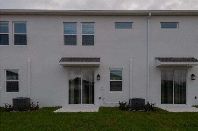 Building Photo - 3243 Laurent Lp