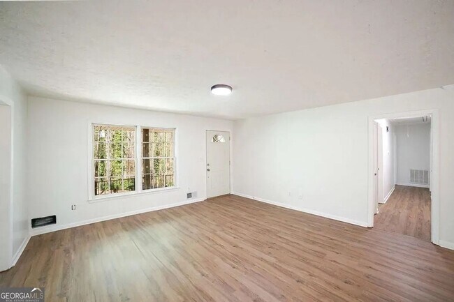 Building Photo - 325 Segrest Cir