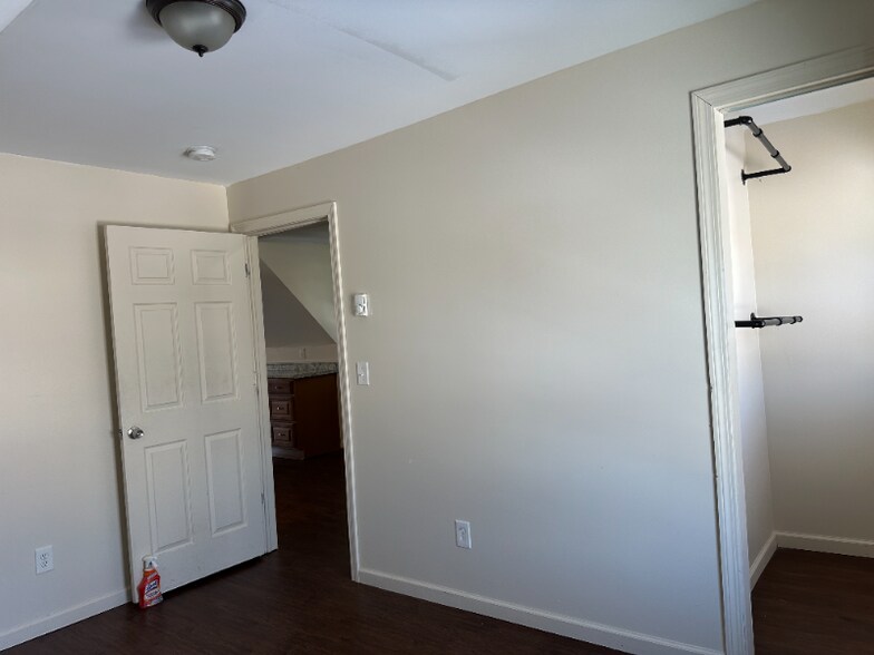 Building Photo - 41 Lewiston Ave