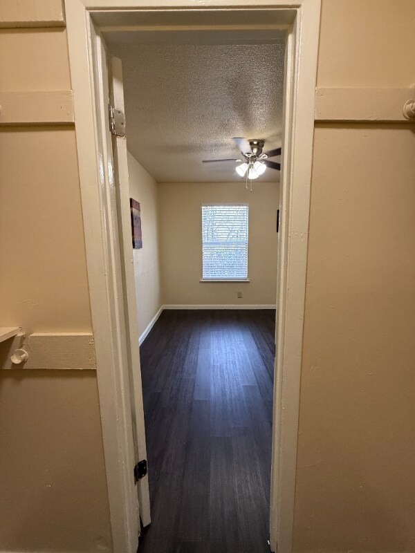 Building Photo - 120 Delmar St