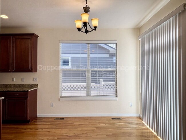 Building Photo - 12920 Vallejo Cir